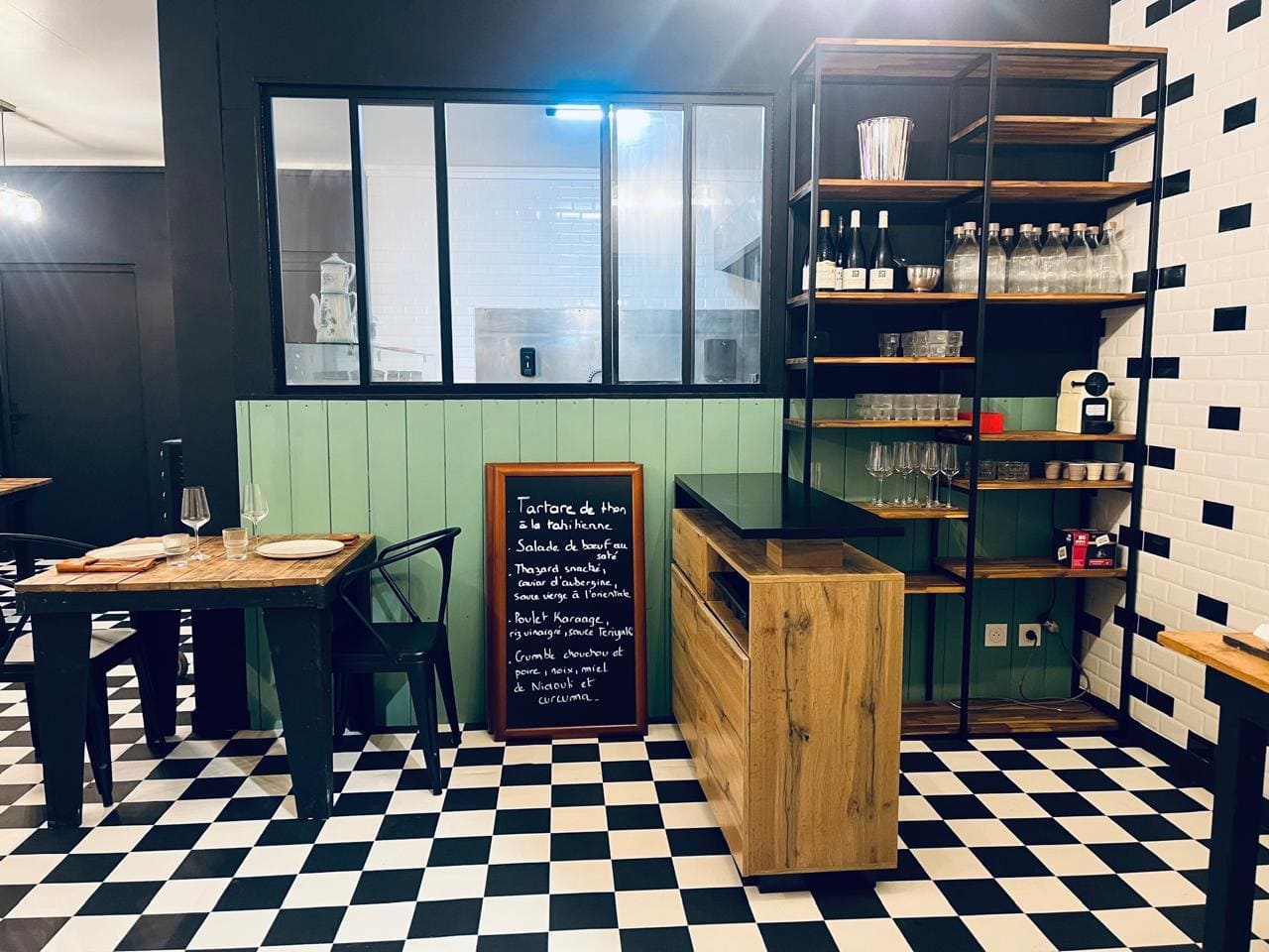 Contact La Kaz de Ben